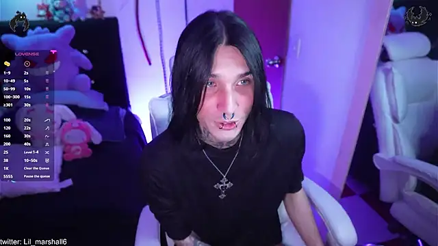 Snapshot of marshall__k chatting on April 2026 09:32:02 PM marshall k online show from April 2026 09:32:02 PM