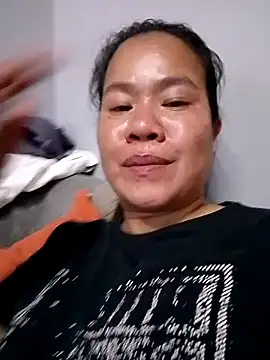 Snapshot of AsianbouncieGIRL chatting on March 2026 12:24:02 AM AsianbouncieGIRL online show from March 2026 12:24:02 AM