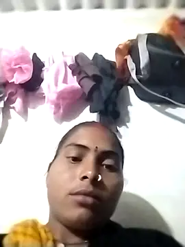 Hot yasha online show from October 2025 02:07:02 PM