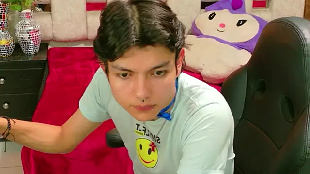 Snapshot of alandelrey57 chatting on February 2026 08:05:01 PM alandelrey57 online show from February 2026 08:05:01 PM