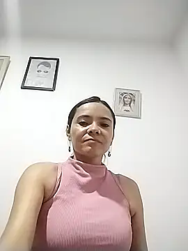 Snapshot of Cami_Konor chatting on October 2025 09:26:02 PM Cami Konor online show from October 2025 09:26:02 PM