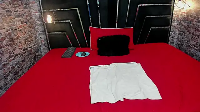 ALYANNA HOT  online show from September 2025 11:47:01 AM