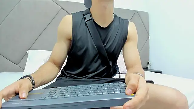 andrew colleman online show from September 2025 04:06:01 AM