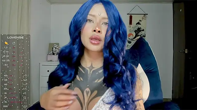 AlinaLukyanova online show from May 2026 04:28:01 AM