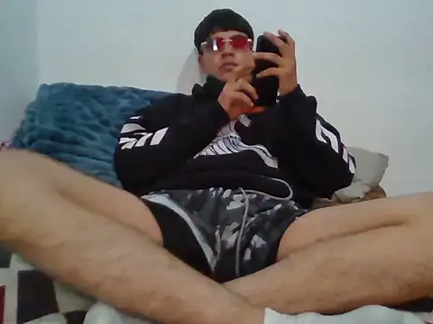 Barrx0018 online show from December 2025 04:13:01 PM