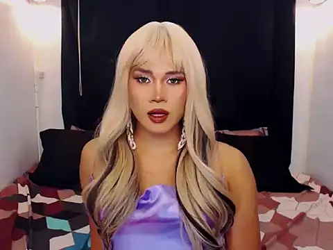 Snapshot of YllanaAltheaXxX chatting on February 2026 02:43:01 PM YllanaAltheaXxX online show from February 2026 02:43:01 PM