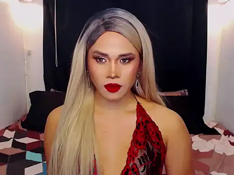 Snapshot of YllanaAltheaXxX chatting on February 2026 12:05:02 PM YllanaAltheaXxX online show from February 2026 12:05:02 PM