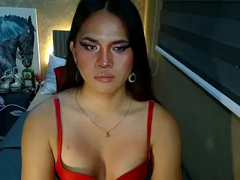 Snapshot of YllanaAltheaXxX chatting on April 2026 01:47:02 AM YllanaAltheaXxX online show from April 2026 01:47:02 AM