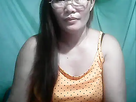 Snapshot of Juicy_69xx chatting on September 2025 07:17:02 PM Juicy 69xx online show from September 2025 07:17:02 PM