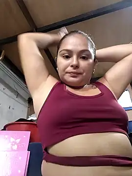 Snapshot of yatzuriperrita chatting on January 2026 04:43:01 PM yatzuriperrita online show from January 2026 04:43:01 PM