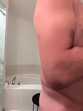 Snapshot of cloudymatt chatting on October 2025 08:57:02 AM cloudymatt online show from October 2025 08:57:02 AM