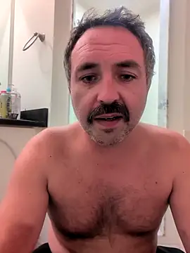 Snapshot of cloudymatt chatting on October 2025 04:48:01 AM cloudymatt online show from October 2025 04:48:01 AM