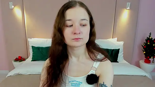 Snapshot of NancyJonson chatting on December 2025 03:03:02 AM NancyJonson online show from December 2025 03:03:02 AM