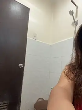 ashleygrahamts online show from November 2025 12:57:02 AM