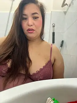 ashleygrahamts online show from November 2025 12:27:01 AM