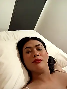 ts sarahhLove online show from November 2025 06:51:01 PM