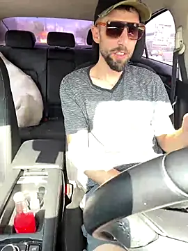 Snapshot of thejohnryancollection chatting on September 2025 08:56:01 PM thejohnryancollection online show from September 2025 08:56:01 PM