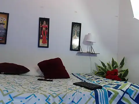 GinoelDal online show from November 2025 02:24:02 AM