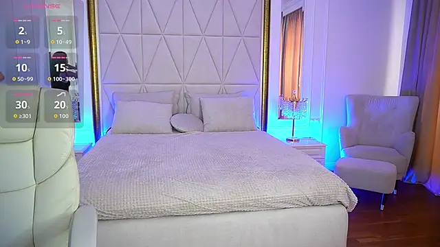 EliseVelour online show from April 2026 12:43:01 PM