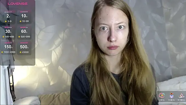 Snapshot of Rose_sunny chatting on September 2025 07:29:01 AM Rose sunny online show from September 2025 07:29:01 AM
