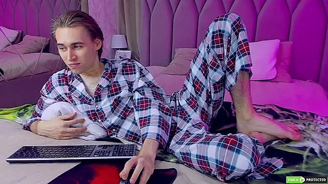 Snapshot of WilliamDyson chatting on September 2025 03:16:02 AM WilliamDyson online show from September 2025 03:16:02 AM