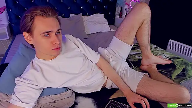 Snapshot of WilliamDyson chatting on October 2025 03:04:01 AM WilliamDyson online show from October 2025 03:04:01 AM