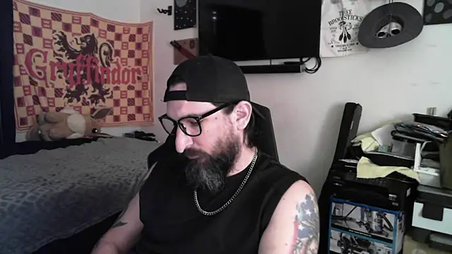 DevilPup75  online show from March 2026 05:38:01 PM