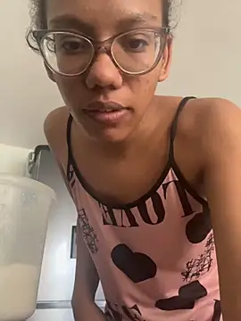 Valen1800 online show from June 2026 03:44:02 PM