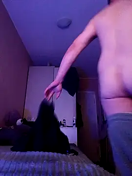 Snapshot of Thoma9034 chatting on October 2025 12:35:02 AM Thoma9034 online show from October 2025 12:35:02 AM