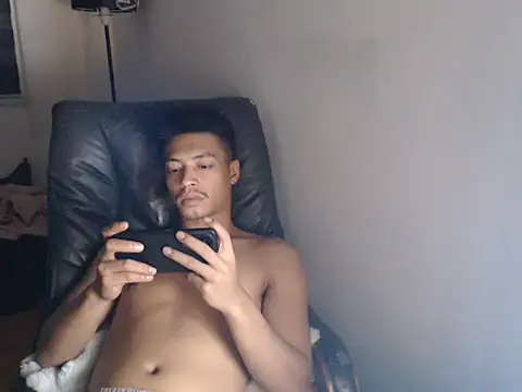 Snapshot of Asian_gregor chatting on May 2026 05:42:02 PM Asian gregor online show from May 2026 05:42:02 PM