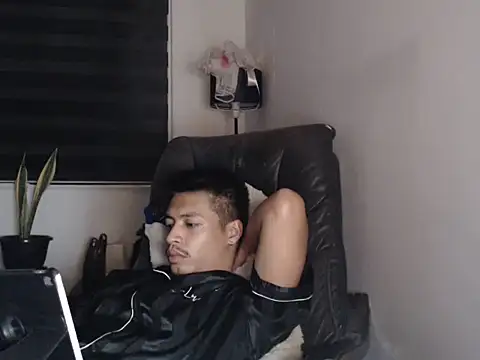 Snapshot of Asian_gregor chatting on June 2026 10:40:02 PM Asian gregor online show from June 2026 10:40:02 PM