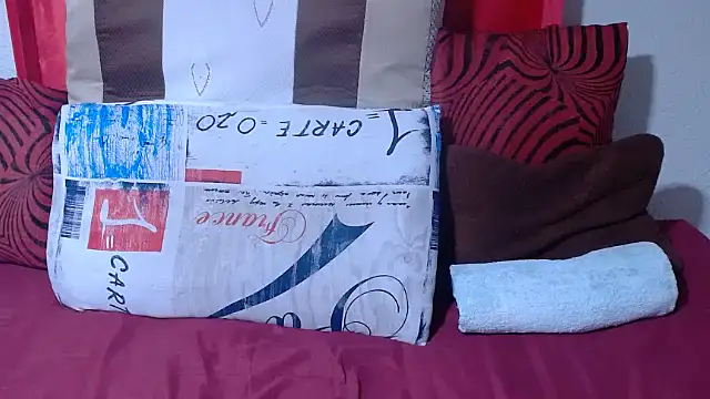 Snapshot of QueenRomaxx1 chatting on March 2026 04:46:02 PM QueenRomaxx1 online show from March 2026 04:46:02 PM