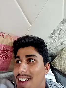 HarryChoudhary21 online show from June 2026 07:47:01 PM