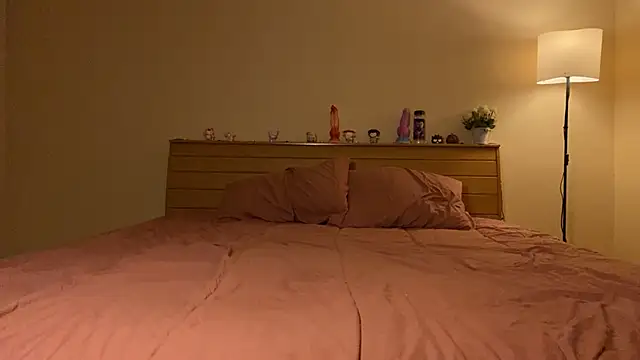 KellyTwink online show from October 2025 04:41:02 PM