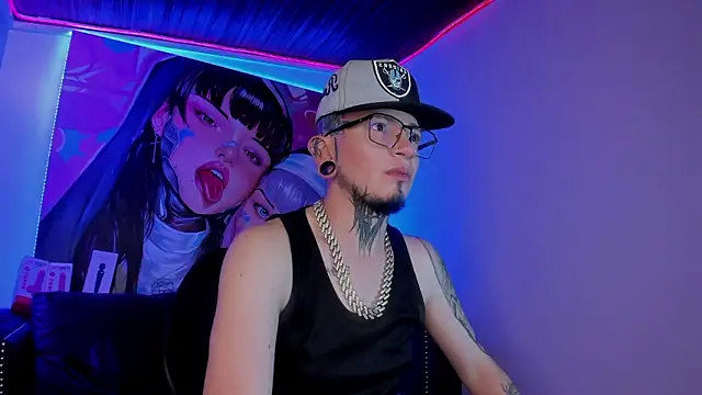 tyler jones  online show from March 2026 04:18:01 AM