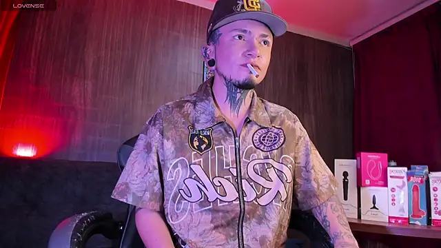 tyler jones  online show from June 2026 04:31:01 AM