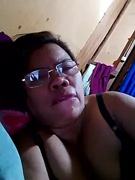 Huge mama69 online show from September 2025 07:41:01 AM