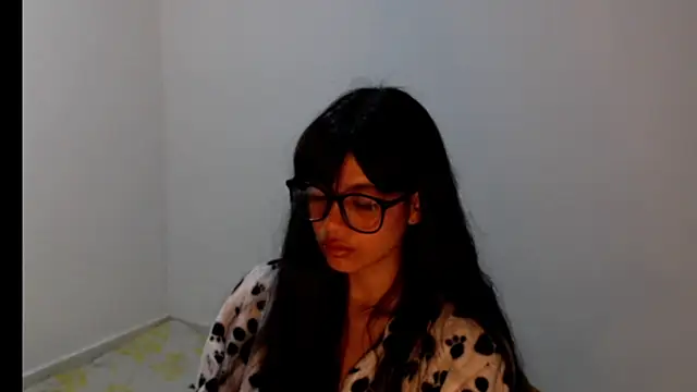 meganmiauu online show from June 2026 11:58:01 AM