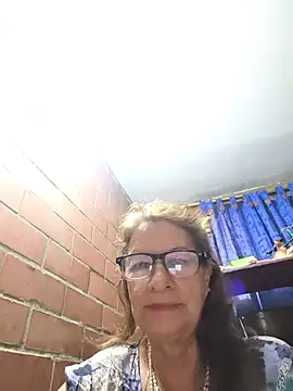 Snapshot of MaryeLunna chatting on February 2026 12:44:02 PM MaryeLunna online show from February 2026 12:44:02 PM