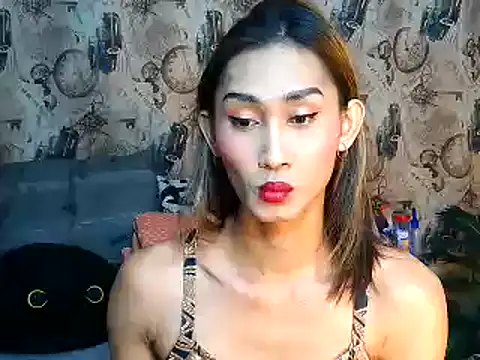 Snapshot of youarea_dreamer chatting on December 2025 02:32:02 PM youarea dreamer online show from December 2025 02:32:02 PM