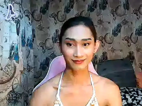 Snapshot of youarea_dreamer chatting on December 2025 04:02:02 PM youarea dreamer online show from December 2025 04:02:02 PM