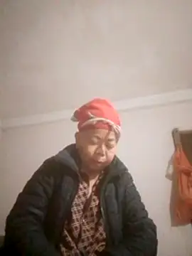 VangLe73 online show from March 2026 02:44:01 PM