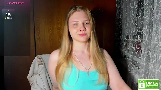 AlinaMors online show from May 2026 09:00:01 PM