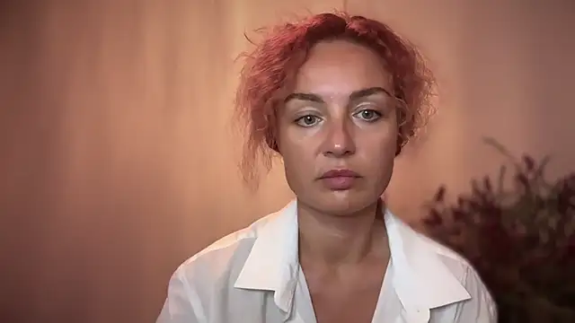 Snapshot of Reddgiirl chatting on October 2025 05:35:02 PM Reddgiirl online show from October 2025 05:35:02 PM