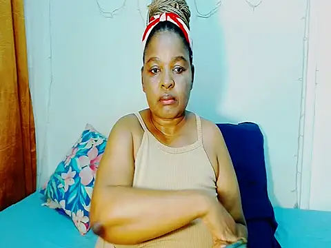 Love-Racheal75 online show from November 2025 03:18:02 AM