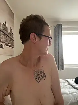 Curvy-Jinx online show from October 2025 07:31:02 AM