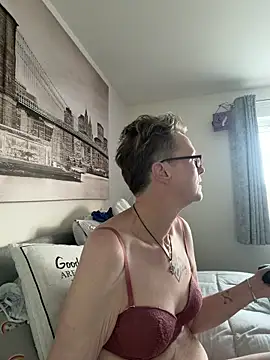 Curvy-Jinx online show from February 2026 08:22:01 AM