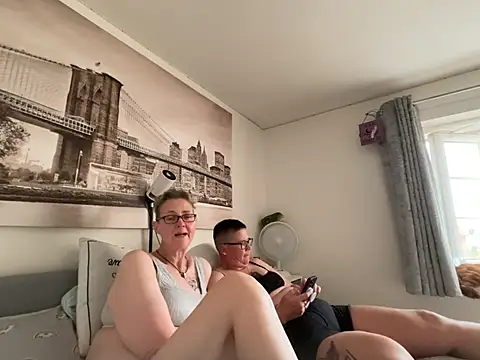 Curvy-Jinx online show from June 2026 07:49:02 PM