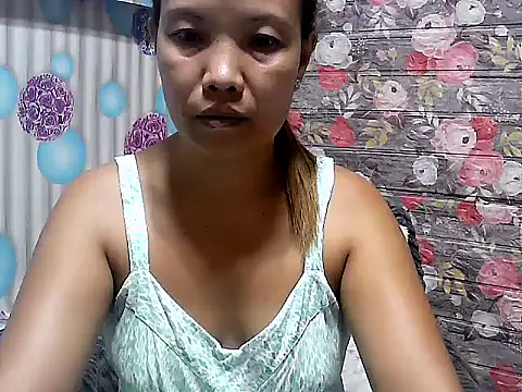 Snapshot of AsianHorny4uxx chatting on October 2025 09:43:02 AM AsianHorny4uxx online show from October 2025 09:43:02 AM