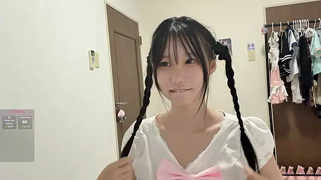 Snapshot of xiaoxia_baby chatting on August 2026 01:09:02 PM xiaoxia baby online show from August 2026 01:09:02 PM